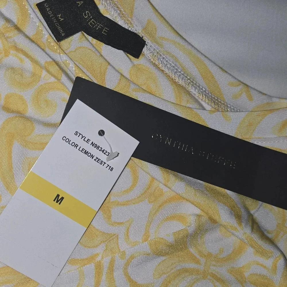 Cynthia Steffe Yellow and White Patterned Blouse - Picture 3 of 6